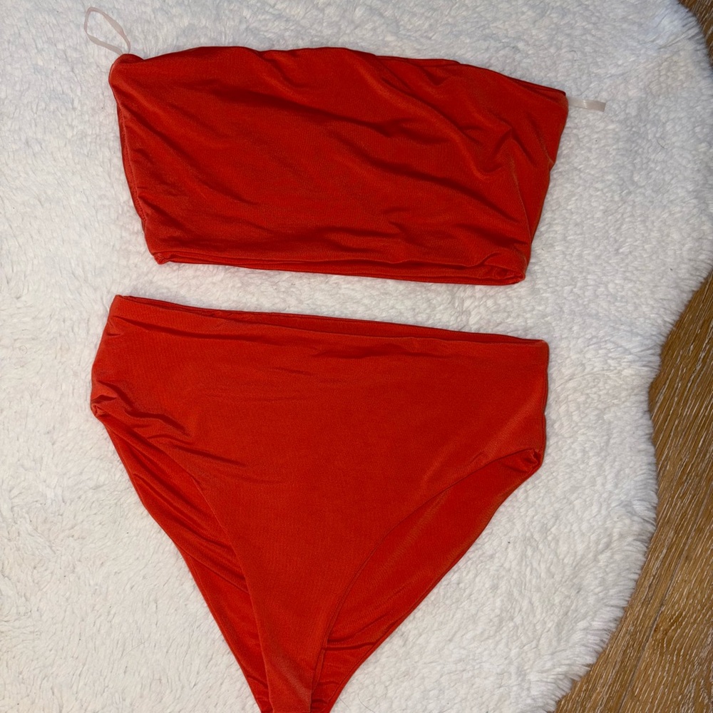 ❤️New without tag🧡 Baddieville Red-Orange Strapless Bikini Set